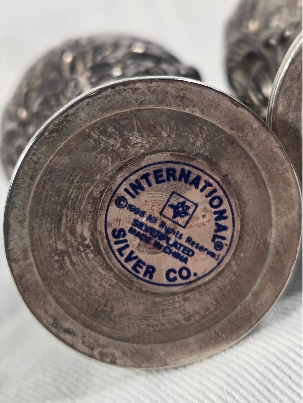 Vintage International Silver Co Salt Pepper Shakers Repousse 1991 Heavy 20oz